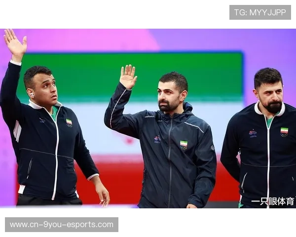 摔跤锦标赛伊朗队与俄罗斯队强势对抗,伊朗摔跤奥运冠军